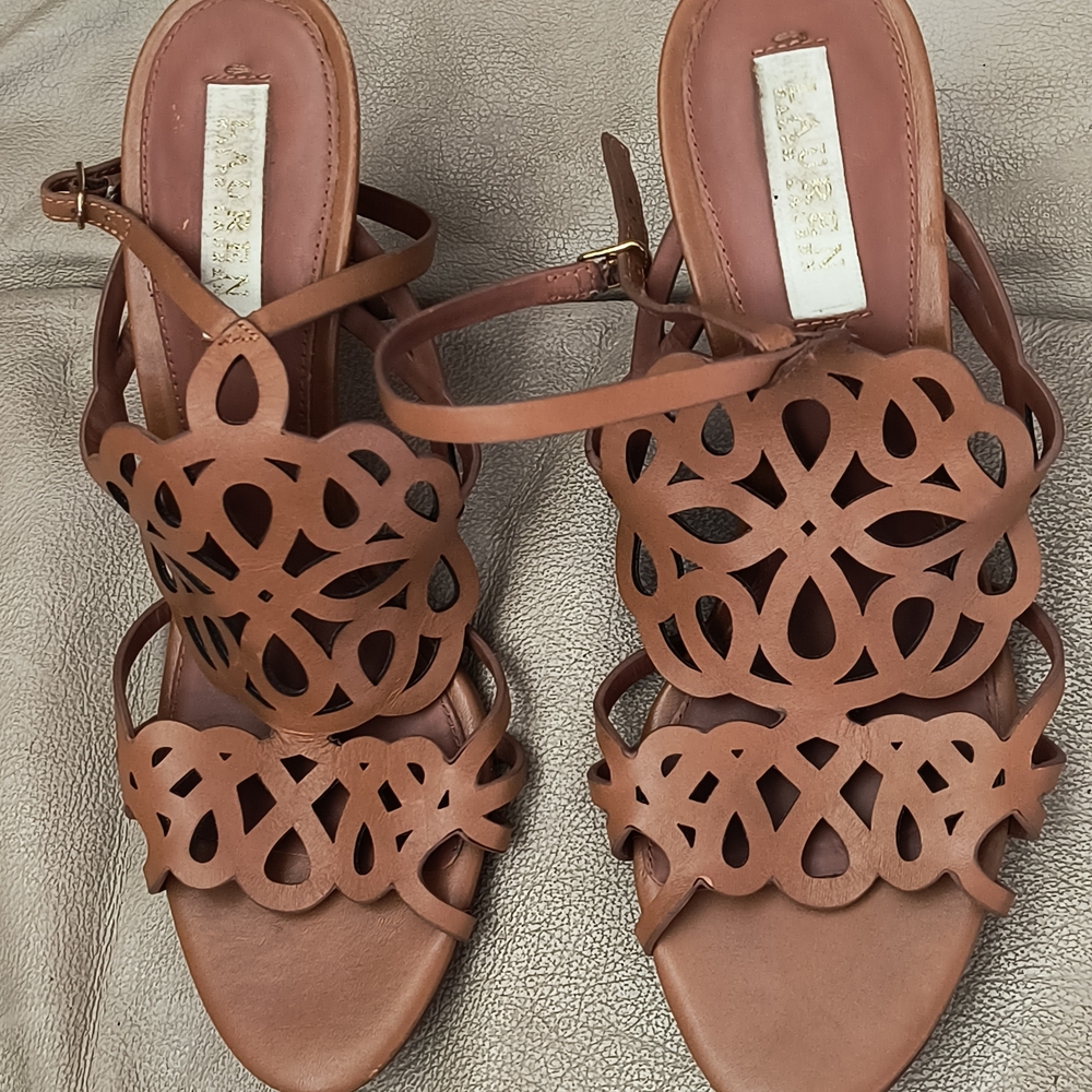 Lauren Ralph Lauren Chestnut Brown Stiletto Elegant Cutout Sandals Size 8.5 M.